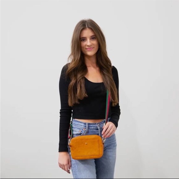 Stylish Tan Crossbody Bag - Picture 6 of 7